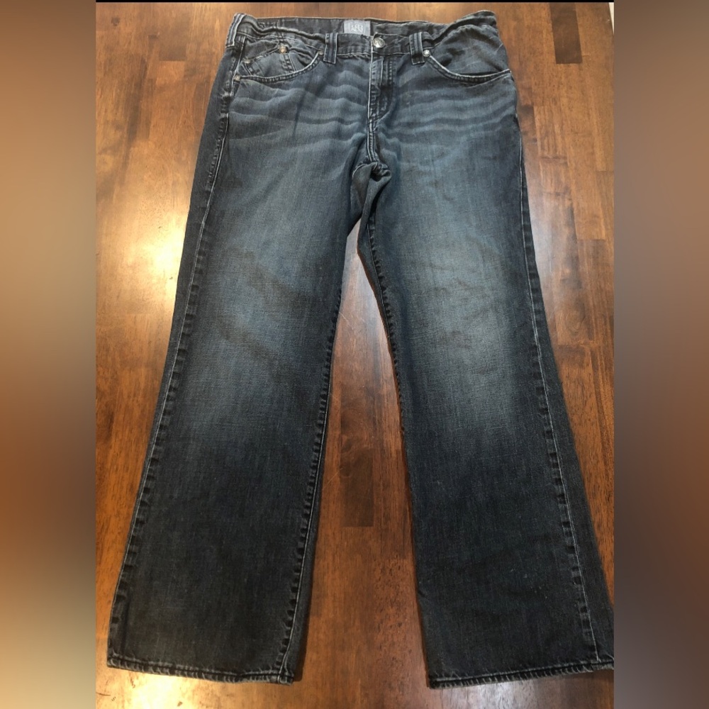 Rock & Republic Henlee Men's Jeans Size 36 x 30 Relaxed Fit Cotton Straight Leg